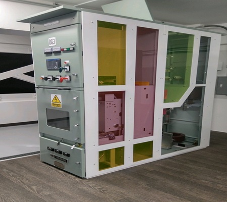 高電圧配電盤インターロックシミュレータ