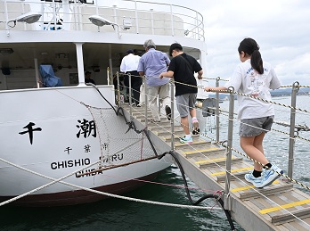 実習船「千潮丸」乗船中の様子